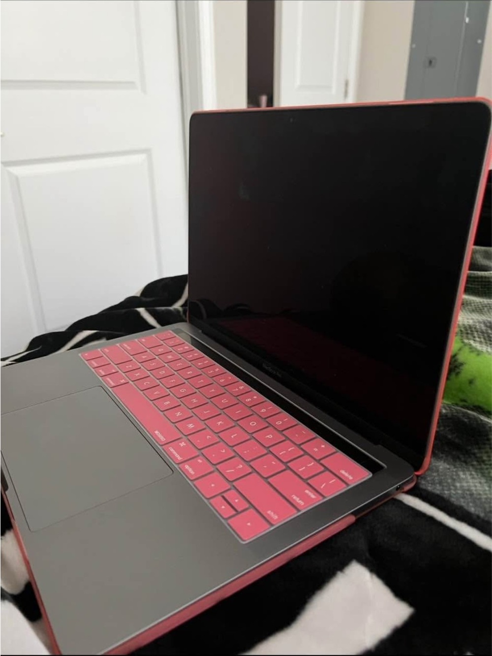 MacBook Keyboard Cover - Picture 2 of 2